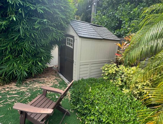 lake-worth-artificial-grass-maintenance